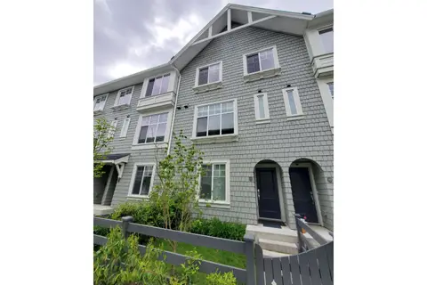 11 15850 85 AVENUE