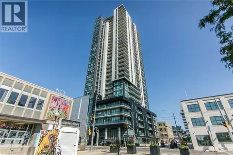 60 CHARLES Street W Unit# 2903