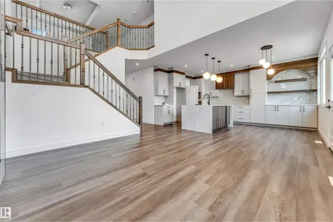 19420 25 St NW