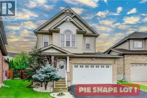 521 SNOWDROP Court