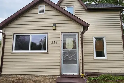 218 7th STREET W