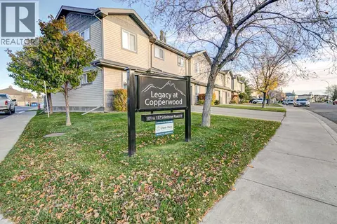 2, 105 Silkstone Road W