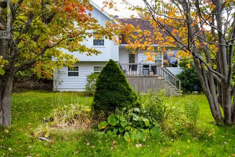 13 Green Ridge Place