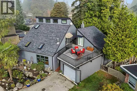 4927 CEDAR CRESCENT