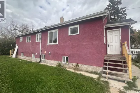 1879 Broder STREET