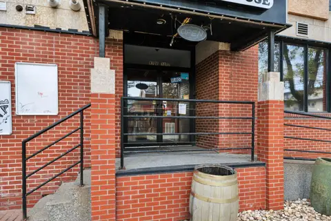 8208 107 St NW