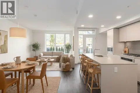 111 1502 SCOTT CRESCENT