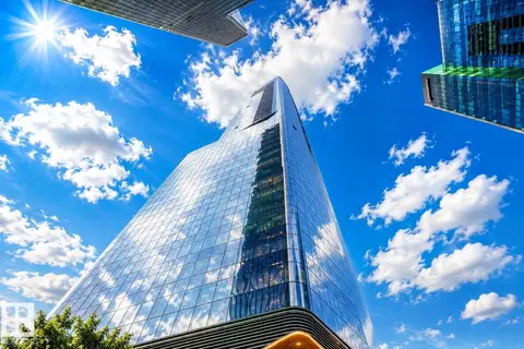 #3411 10360 102 ST NW