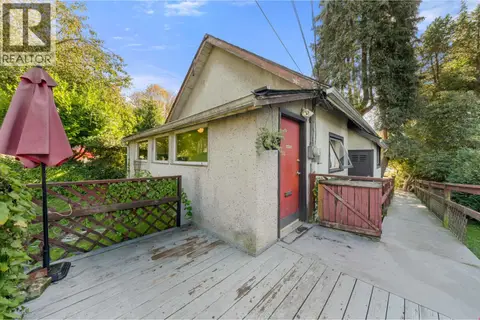 652 W 14TH STREET