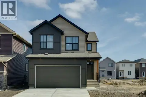 302 Hotchkiss Common SE