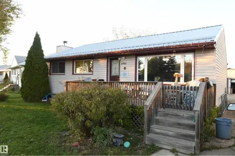 15962 106 AV NW
