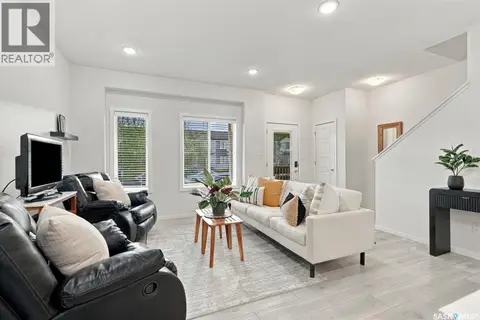 225 Westfield ROAD