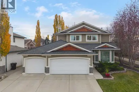 278 Douglasdale Point SE