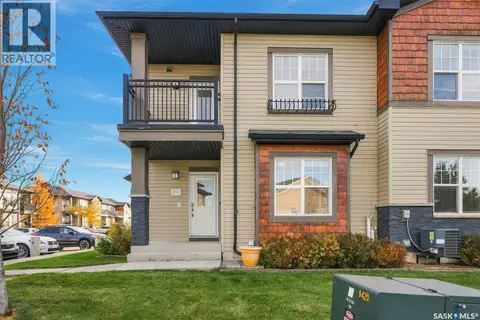 211 1015 Patrick CRESCENT