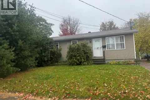 61 McKenzie Avenue