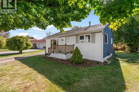 1355 Sprucewood