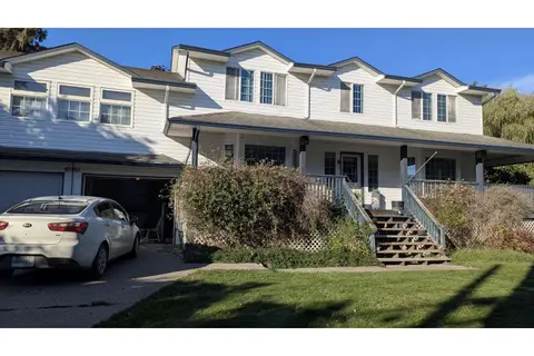 49381 YALE ROAD, East Chilliwack