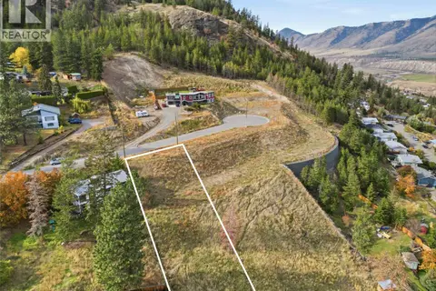 1186 CRESTWOOD Drive