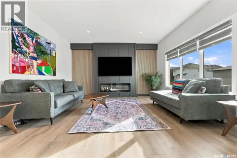 378 Sharma CRESCENT