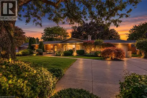 12 BAKER Road N