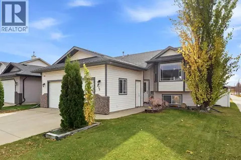 272 Jennings Crescent