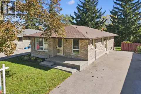 11 CALEDON Court