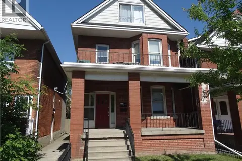 36 SHERMAN Avenue S Unit# 1