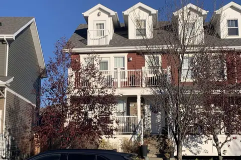 206 ROBINSON DR