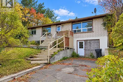 162 GREENMANTLE DRIVE