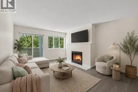 204 7431 BLUNDELL ROAD