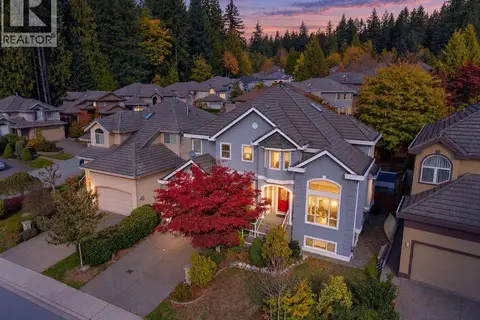 246 PARKSIDE DRIVE