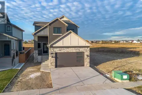 382 Canyon Meadows Road W
