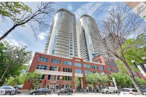 #802 10152 104 ST NW