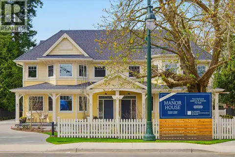 3 4569 ARTHUR DRIVE