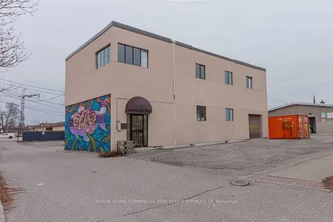 151 Brock Street N
