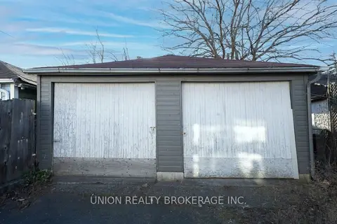 163 Wolverleigh Boulevard Garage