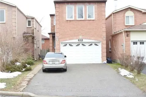 235 Roxanne Crescent