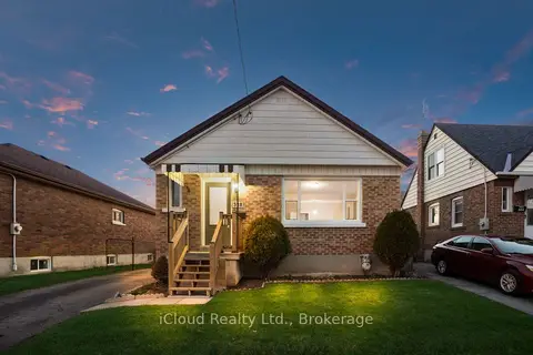 328 Wilson Road S Lower