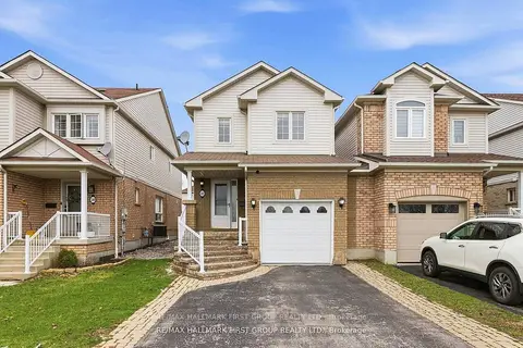 32 Samandria Avenue