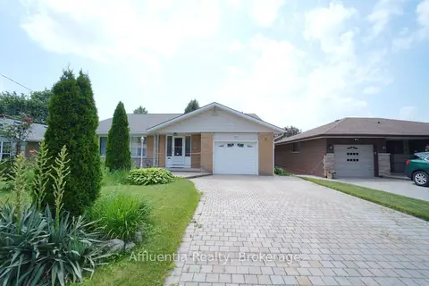 480 Elizabeth Street Lower Unit