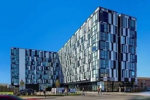 1900 Simcoe Street N 542