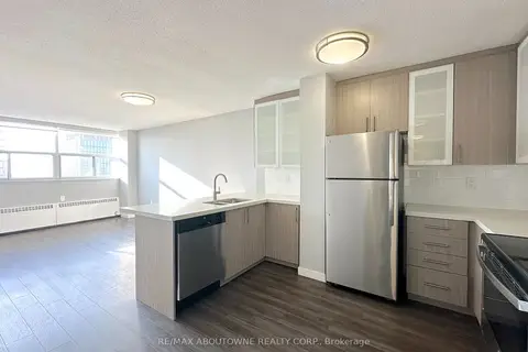 255 Main Street 211