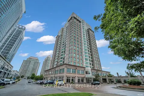 8 Lee Centre Drive N 1016