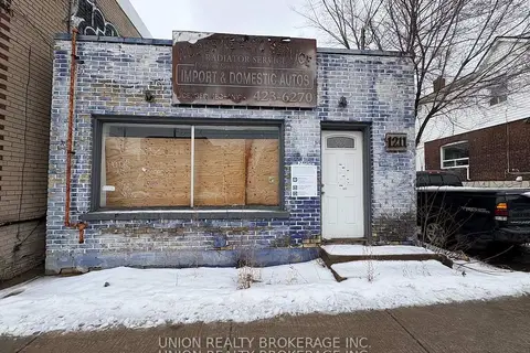 1211 Woodbine Avenue