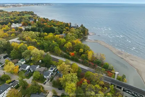 313 Dyson Road