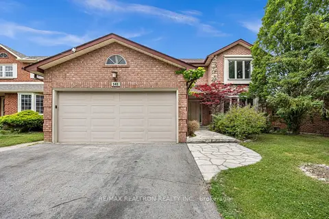 141 Hialeah Crescent Upper