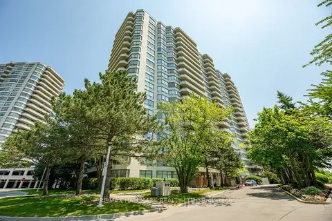 1 Greystone Walk Drive PH83