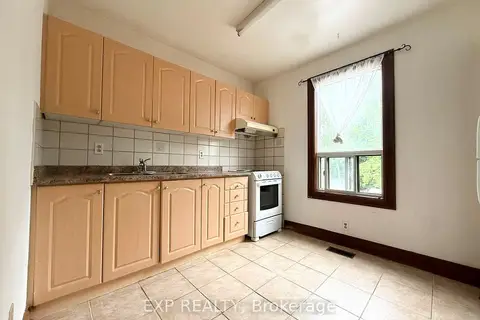 759 Gerrard Street E 2nd FL