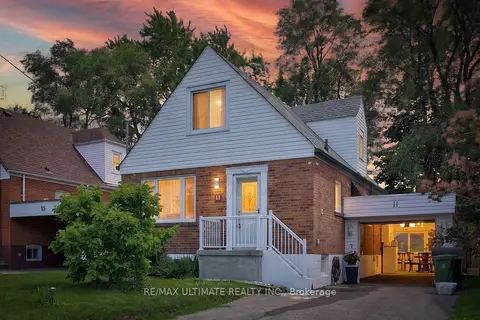 11 Midholm Drive