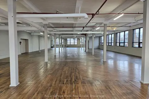 182 Wellington Street 200-A
